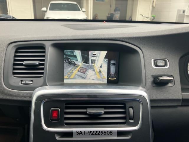 Volvo V60 2013-06 7880336-19