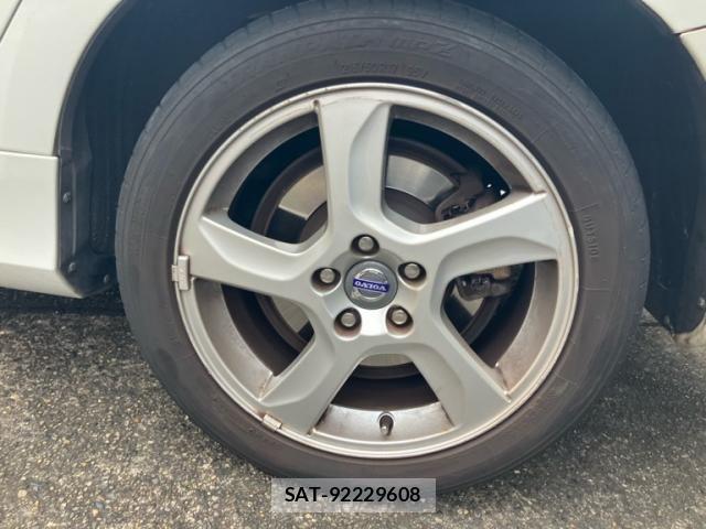 Volvo V60 2013-06 7880336-4