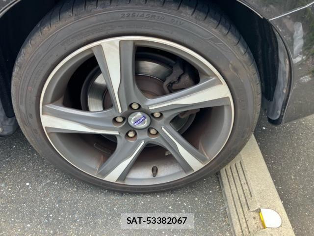 Volvo V60 2012-06 7964309-10