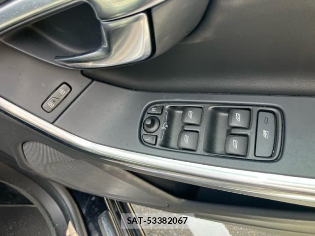 Volvo V60 2012-06 7964309-15