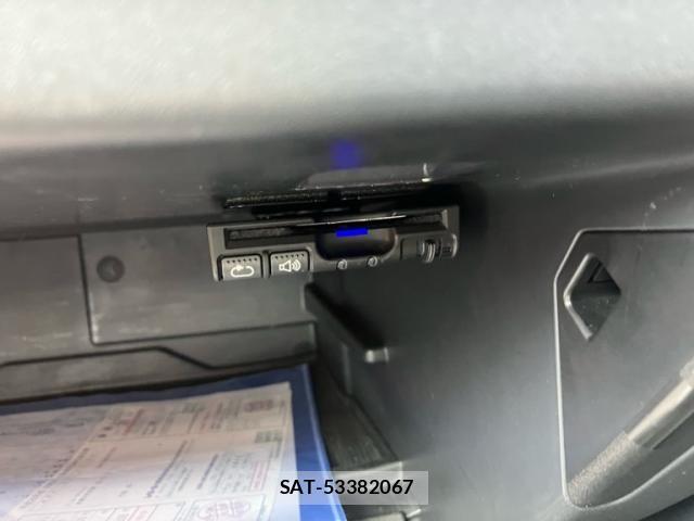 Volvo V60 2012-06 7964309-27
