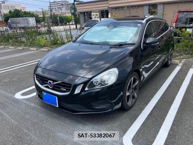 Volvo V60 2012-06 7964309-2