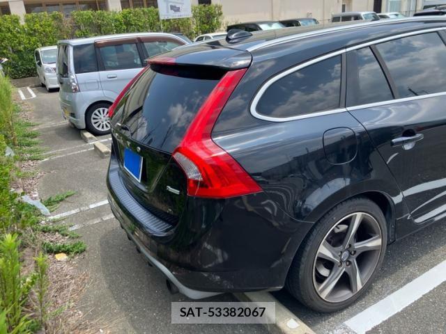 Volvo V60 2012-06 7964309-5