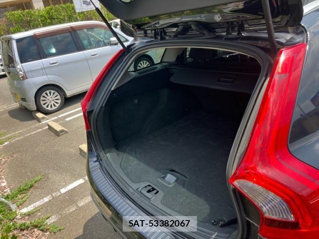 Volvo V60 2012-06 7964309-7