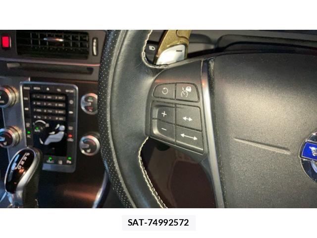 Volvo V60 2015-09 7981473-11