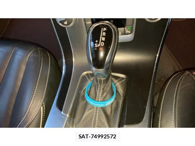 Volvo V60 2015-09 7981473-15