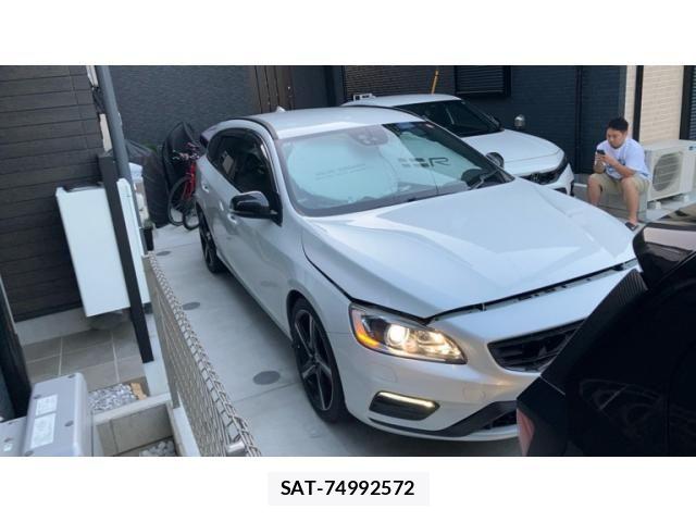 Volvo V60 2015-09 7981473-1