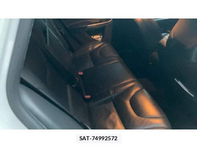 Volvo V60 2015-09 7981473-6
