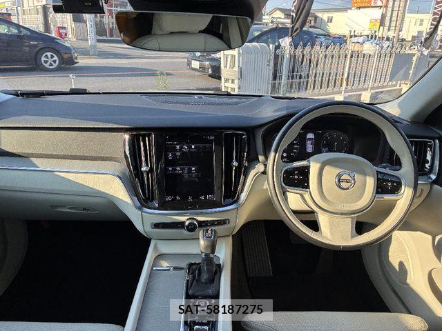 Volvo V60 2020-01 7981471-2