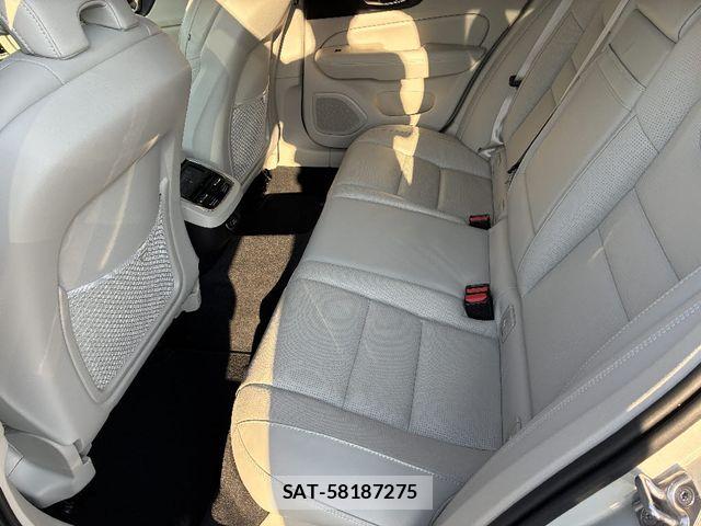 Volvo V60 2020-01 7981471-7
