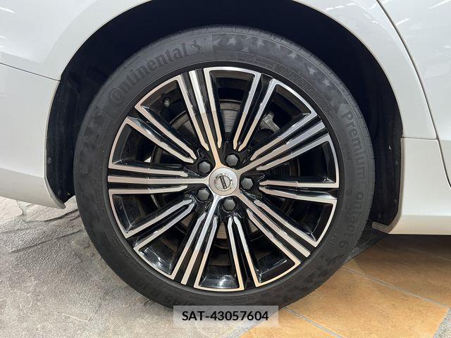 Volvo V60 2020-04 8039039-11