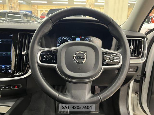 Volvo V60 2020-04 8039039-7