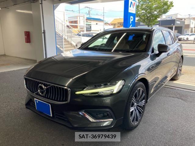 Volvo V60 2019-07 8039042-0