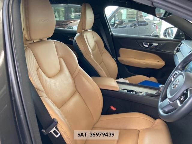 Volvo V60 2019-07 8039042-9