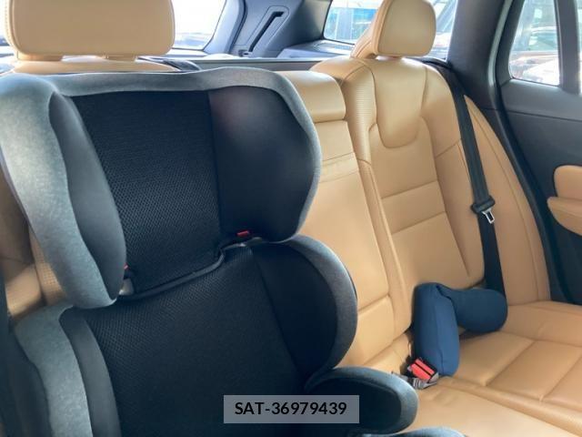 Volvo V60 2019-07 8039042-10