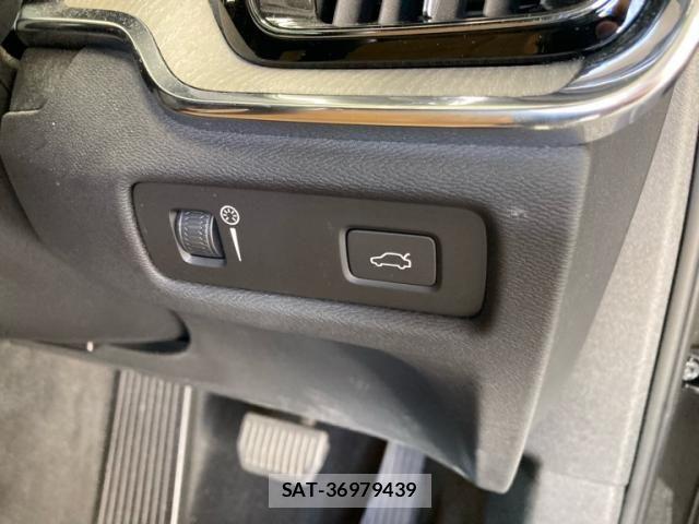 Volvo V60 2019-07 8039042-15