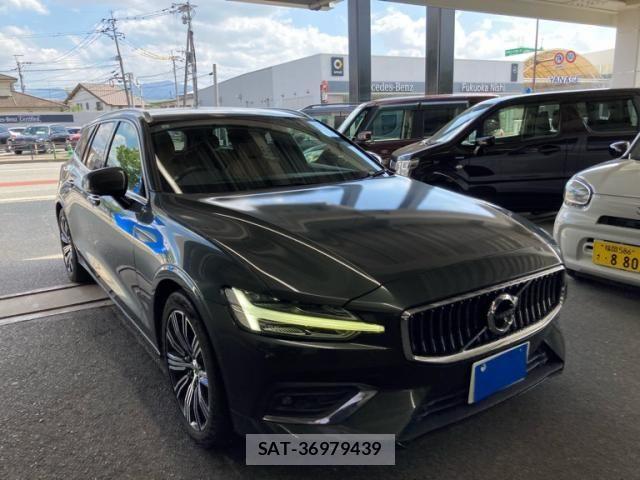 Volvo V60 2019-07 8039042-1