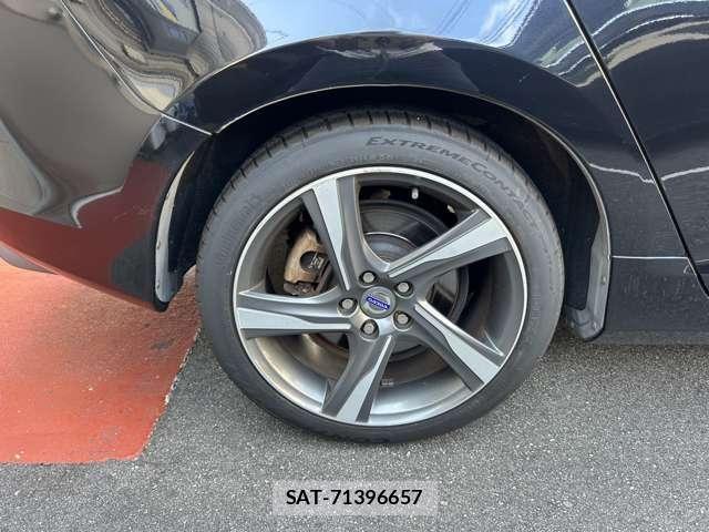 Volvo V60 2013-06 8039041-10