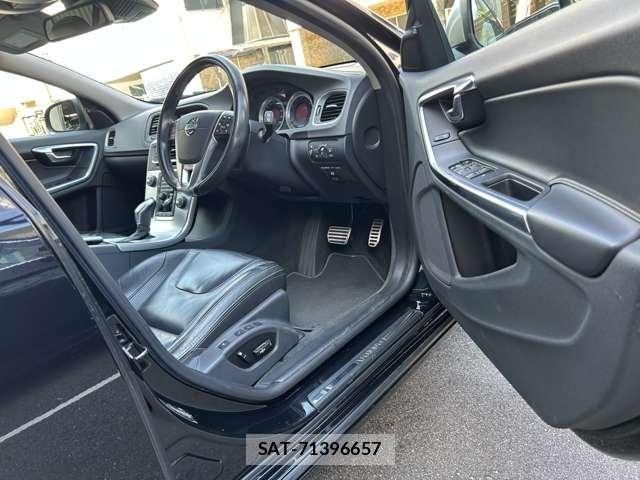 Volvo V60 2013-06 8039041-15