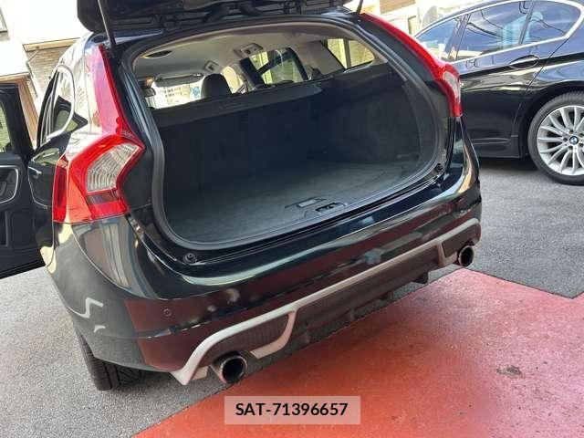 Volvo V60 2013-06 8039041-18