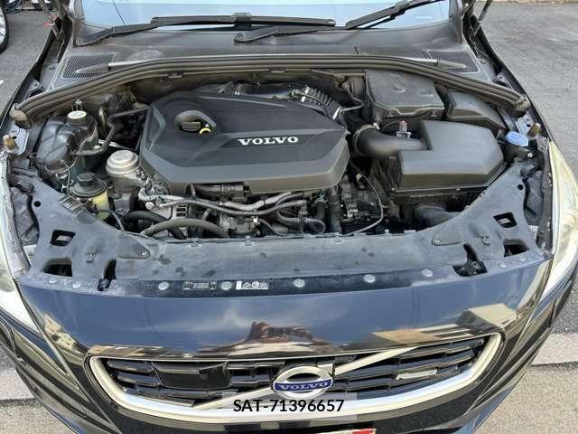 Volvo V60 2013-06 8039041-23