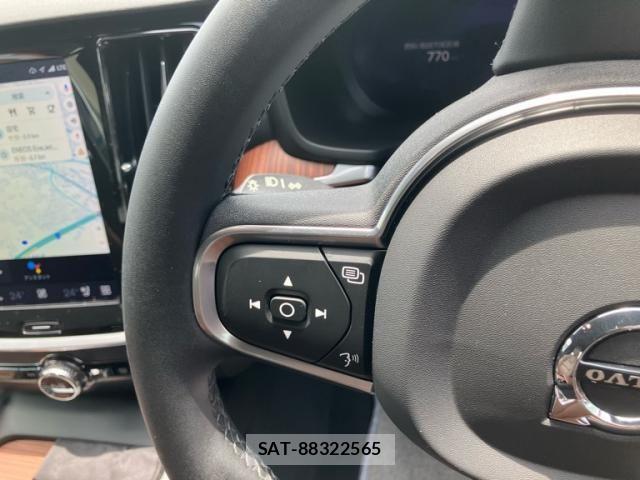 Volvo V60 2022-10 8039040-15