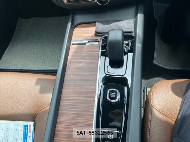Volvo V60 2022-10 8039040-18