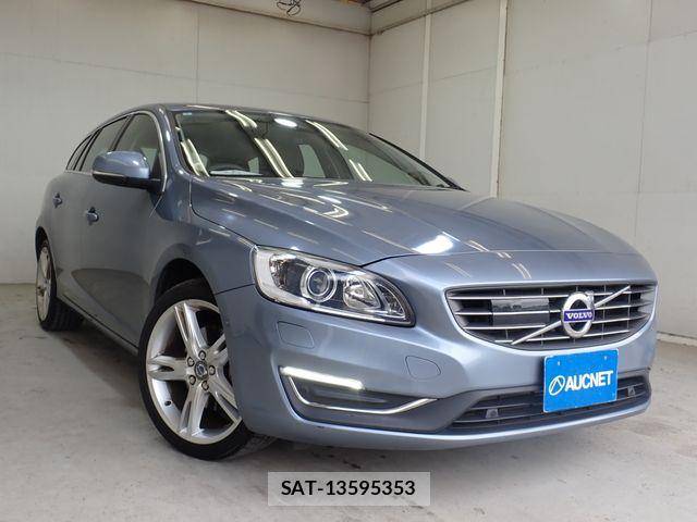 Volvo V60 2018-09 8076064-0
