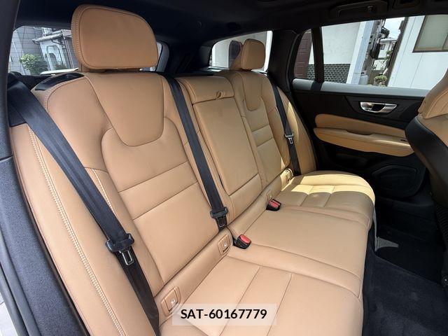 Volvo V60 2024-01 8102541-14