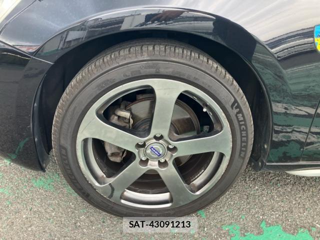 Volvo V60 2011-05 8102546-9