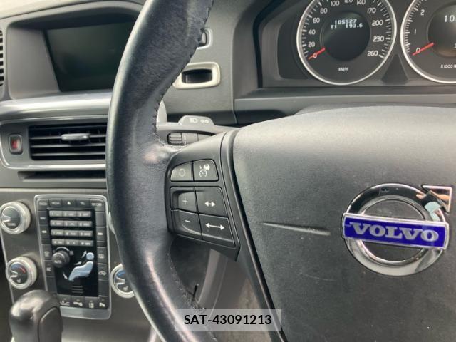 Volvo V60 2011-05 8102546-17