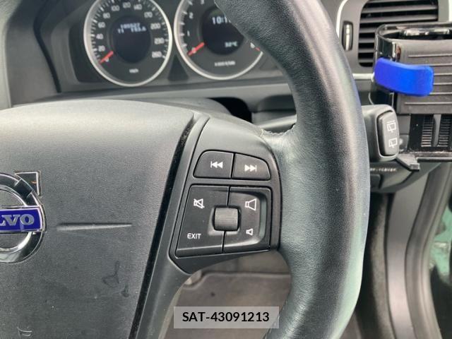 Volvo V60 2011-05 8102546-18