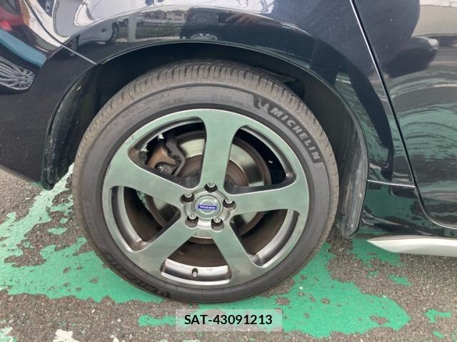 Volvo V60 2011-05 8102546-7