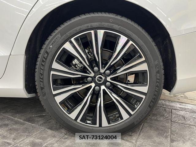 Volvo V60 2025-07 8132879-11