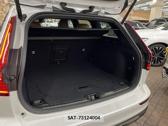 Volvo V60 2025-07 8132879-5