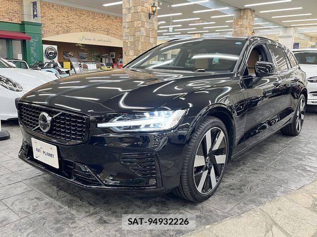 Volvo V60 2025-08 8132878-10