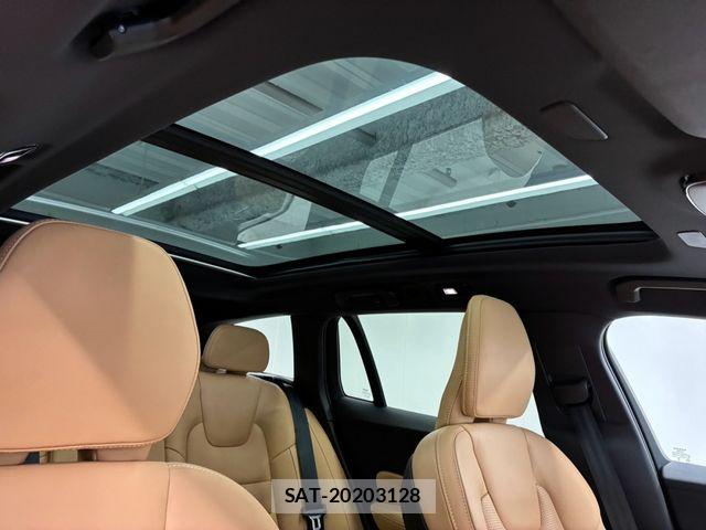 Volvo V60 2024-08 8210886-21