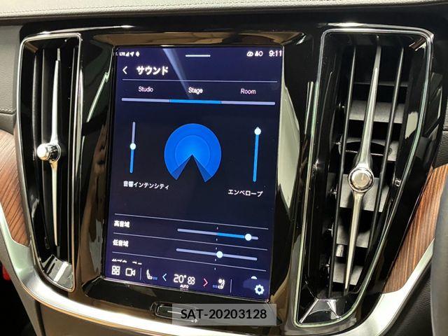 Volvo V60 2024-08 8210886-25