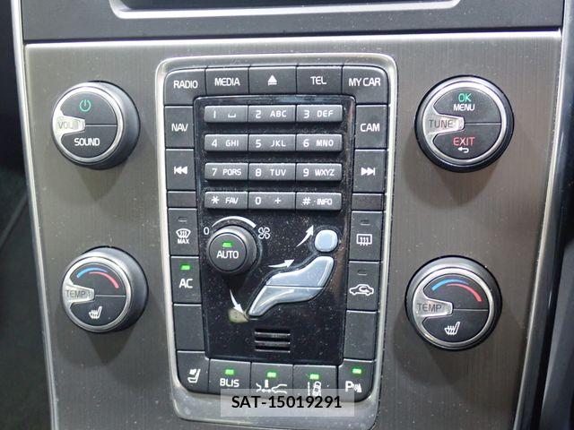 Volvo V60 2014-03 8210885-14