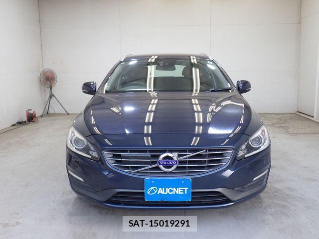 Volvo V60 2014-03 8210885-5