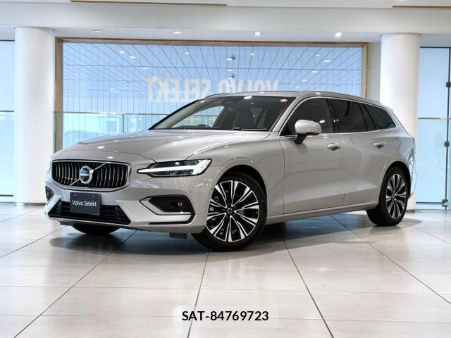 Volvo V60 2025-12 8210884-0