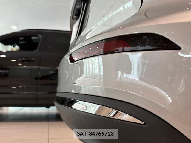 Volvo V60 2025-12 8210884-11