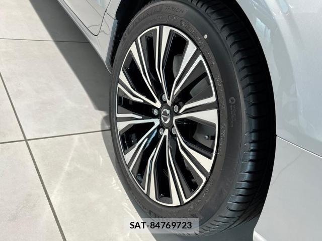 Volvo V60 2025-12 8210884-12
