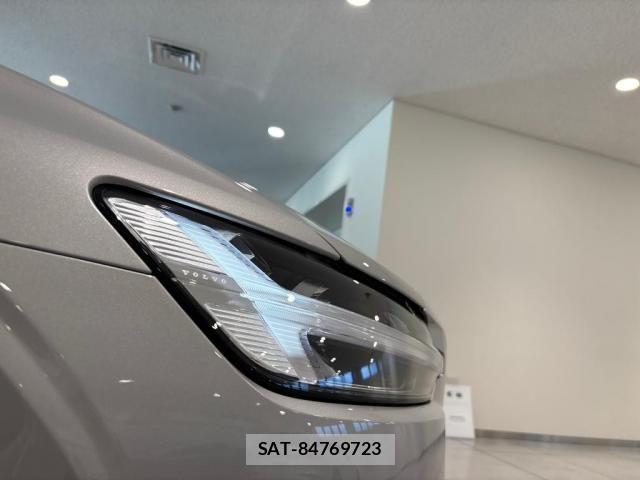 Volvo V60 2025-12 8210884-13
