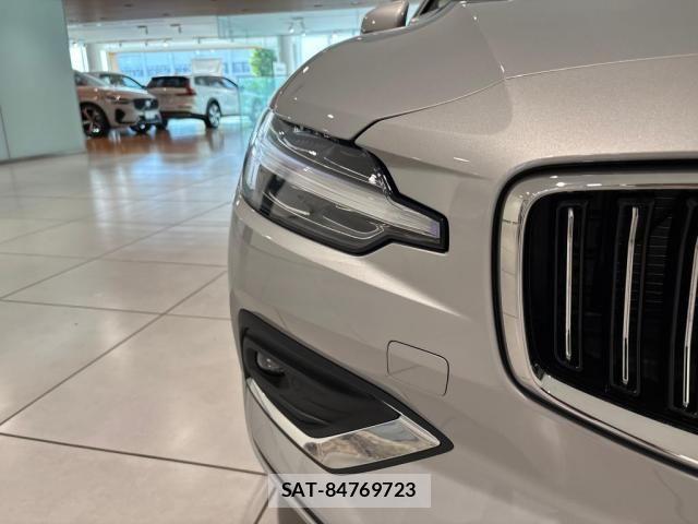 Volvo V60 2025-12 8210884-14