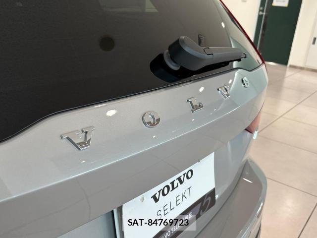 Volvo V60 2025-12 8210884-8