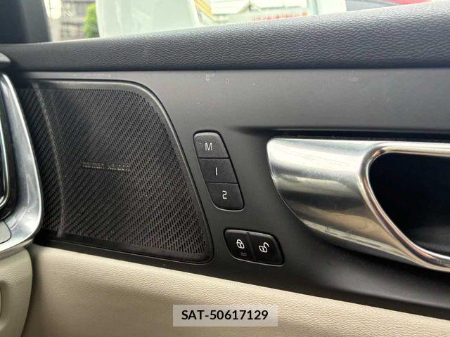 Volvo V60 2021-09 8232310-17