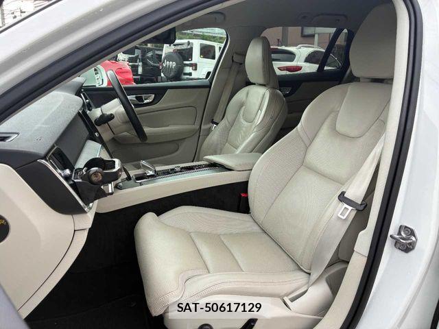 Volvo V60 2021-09 8232310-25