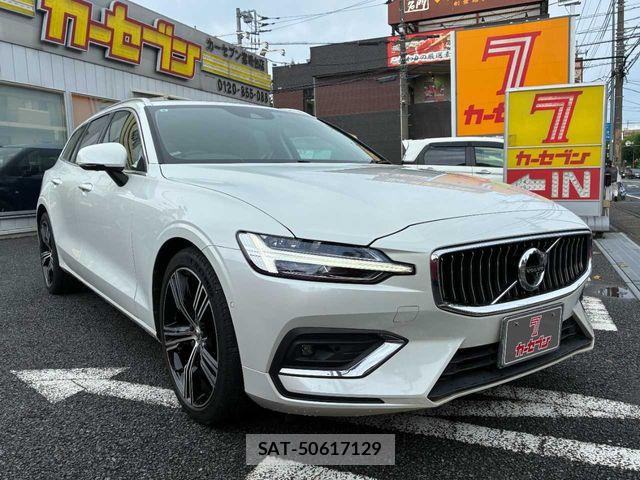 Volvo V60 2021-09 8232310-27