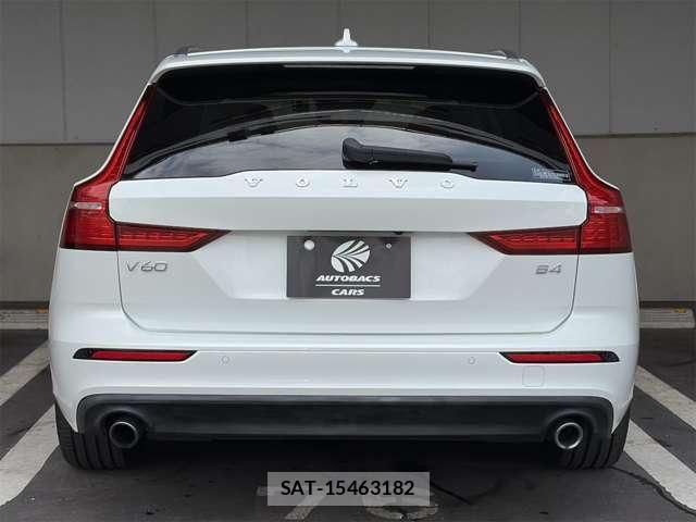 Volvo V60 2021-07 8247088-21
